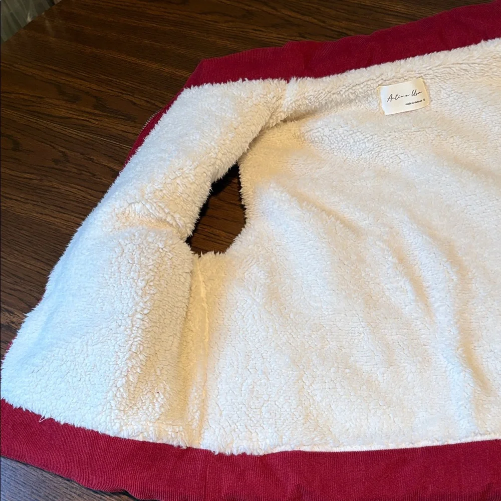 Cropped vest - Picture 6 of 6